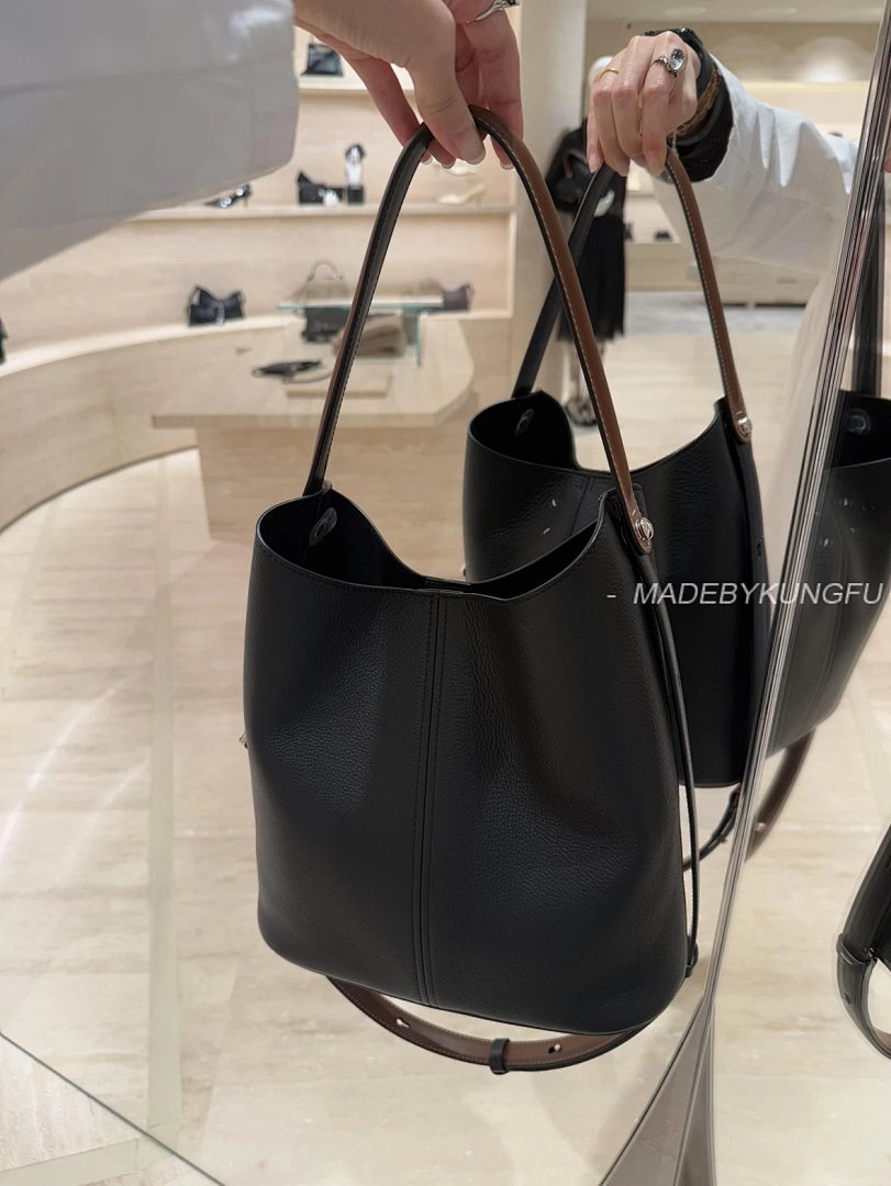【A+ Item ID 8498 Maison-Mag1Ela Magira Press Age Contrasting Shoulder Straps Black Brow - Image 46