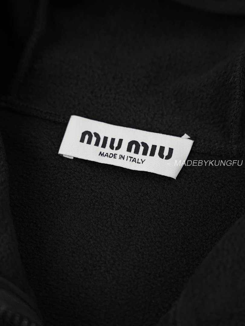 【A+ Item ID 8043 Miu FW25 Chinese Valentine's Day Cotton Logo Hooded Fleece Zipper - Image 6