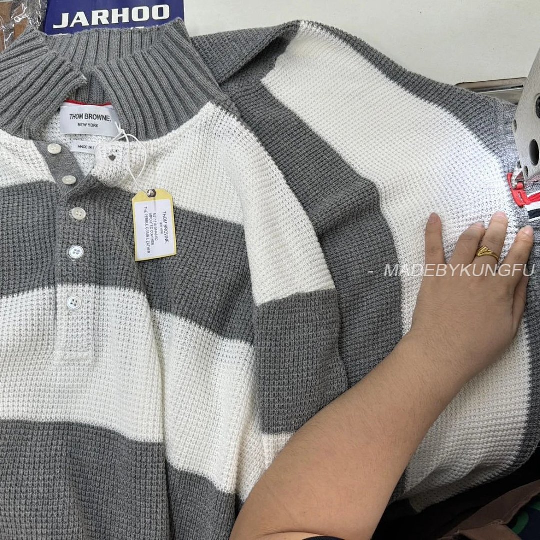 【A+ Item ID 8208 THOM-BR0WNE-TB-2024Ss- Gray And White Striped Knitting Needles POLO Sh - Image 37