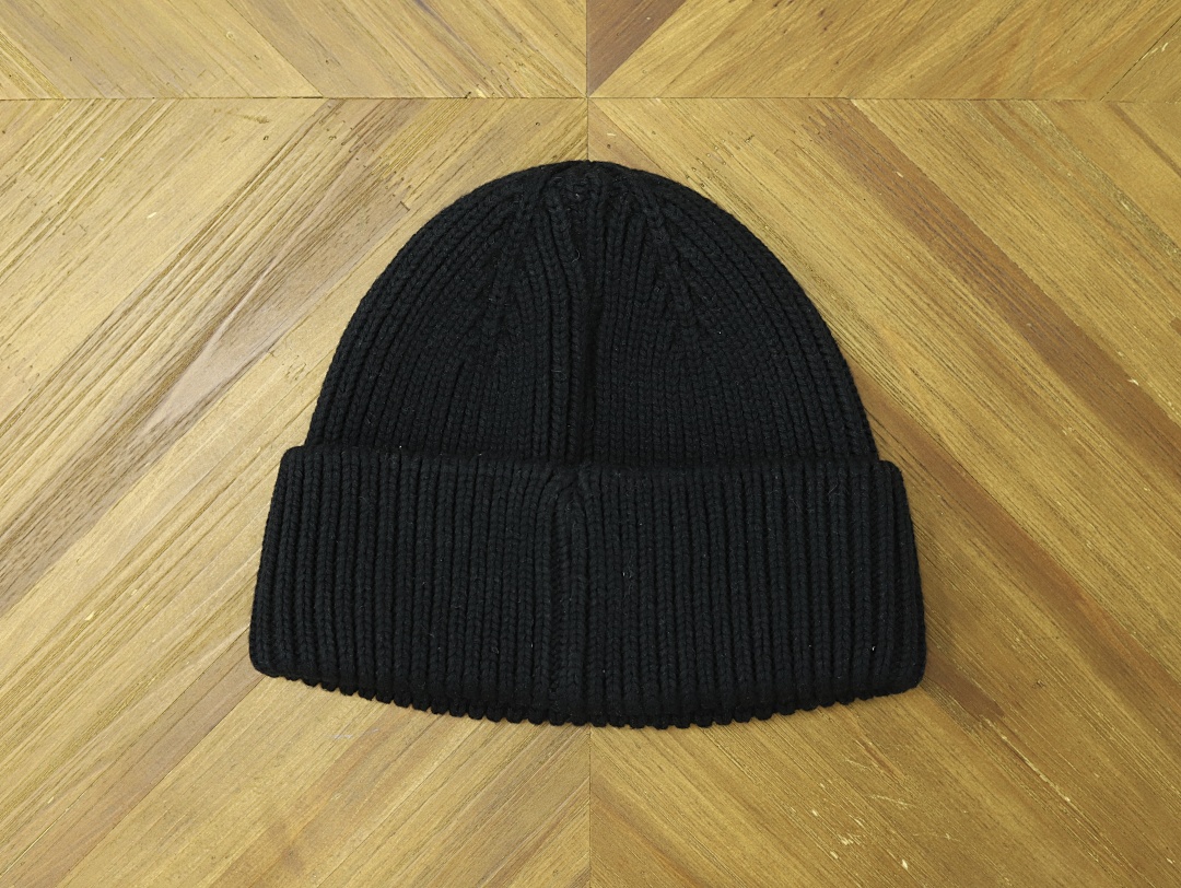 Other 1V Lovers Beanie - Image 20