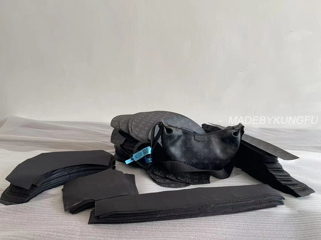 【A+ Item ID 8466 Darth Vader Moon Pack Bag-PM- Letter Logo Zip Closure (Coated Canvas) - Image 39