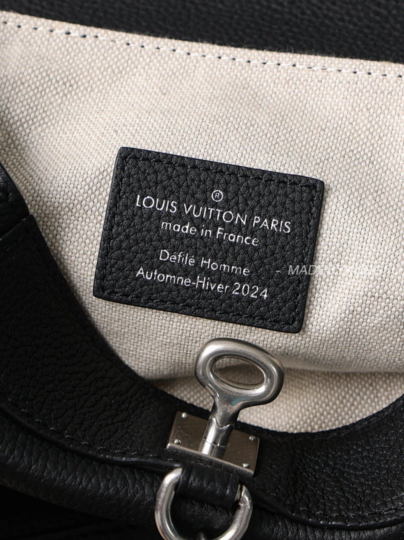 【A+ Item ID 8483 Haute Couture (Steeler-15- Metal Pearl Pendant Flip Bag Show Lock) - Image 10