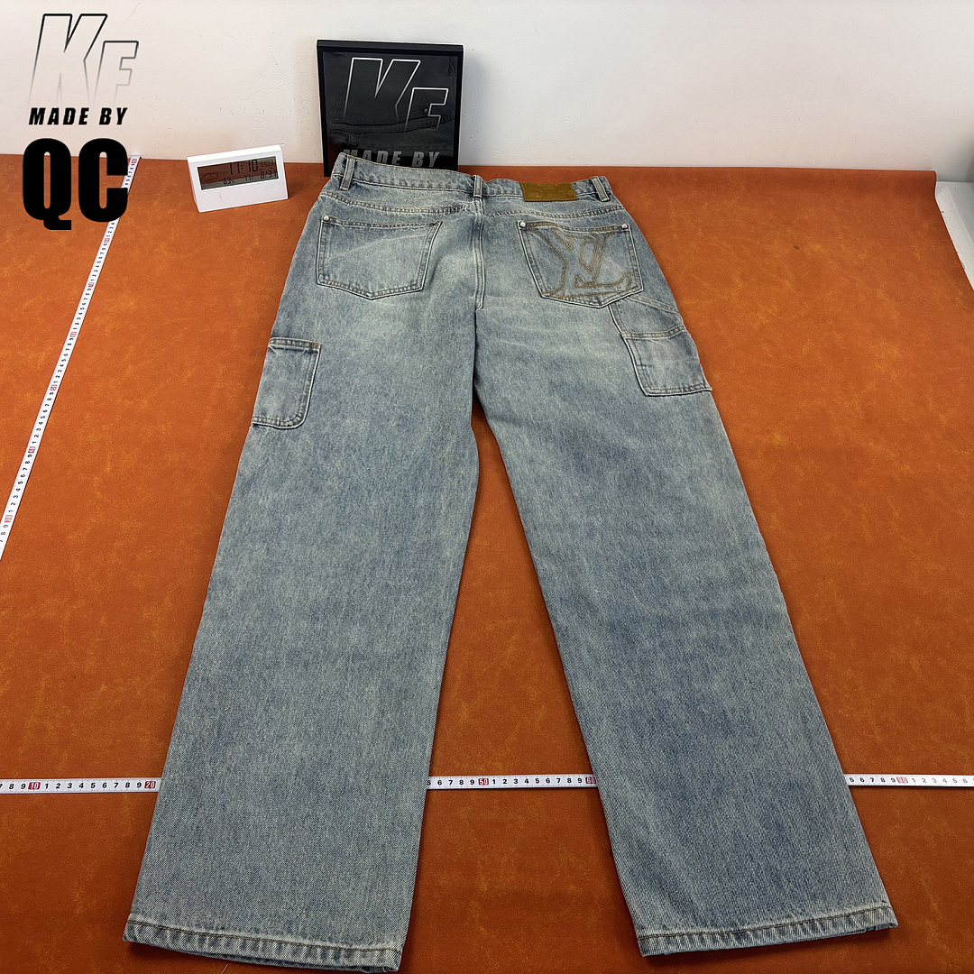 Christian Louboutin 1V Leather Label Pocket Embroidered Jeans - Image 29