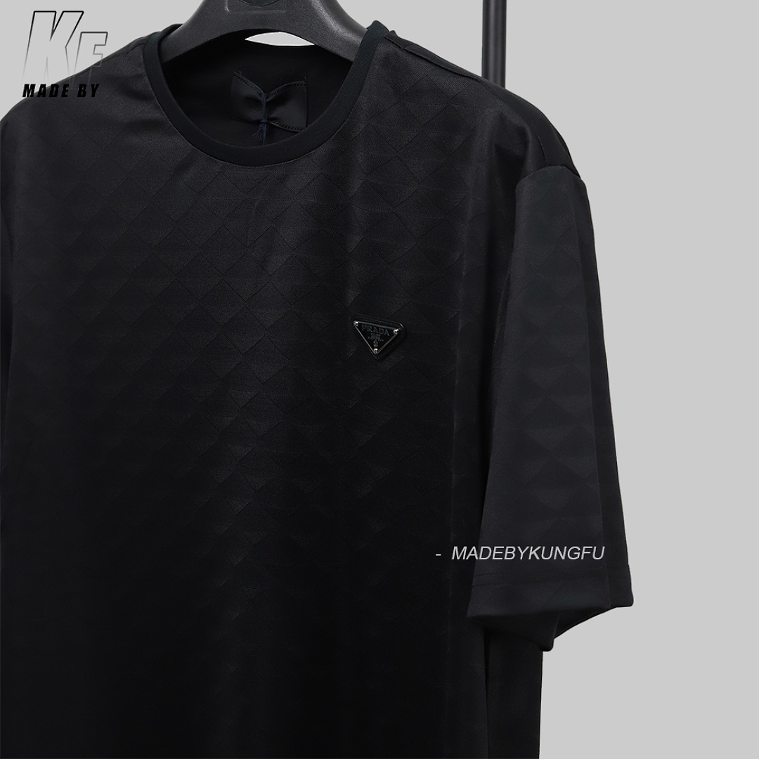 Other Pra Triangle Dark Pattern Tee - Image 18