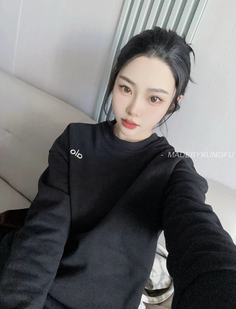 【A+ Item ID 8067 Alo-Logo Logo Crew Neck Loose Long Sleeve Sweatshirt (Black White) - Image 21