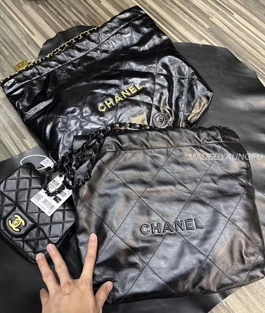 【A+ Item ID 8496 Luxury Garbage Bag -CHANE1- Medieval Goods (Chanel -Vintage- S) - Image 2