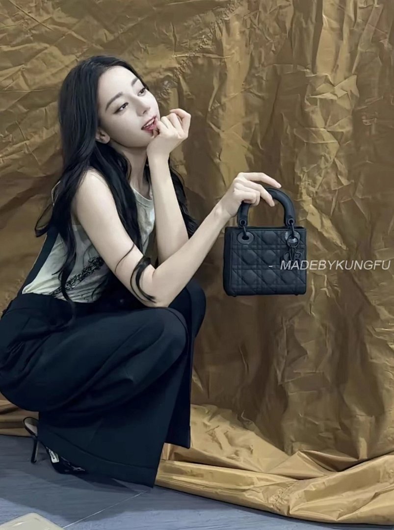 【A+ Item ID 8420 -Lady-ABCD1Or-“ Imported Natural Leather ” Detachable Chain Shoulder S - Image 45