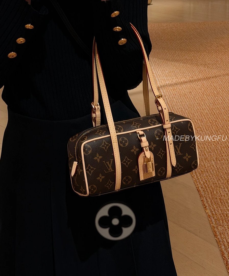 【A+ Item ID 8481 HANG-ON- Retro Classic -Monogram Coated Canvas (Bowling Bag Handbag)