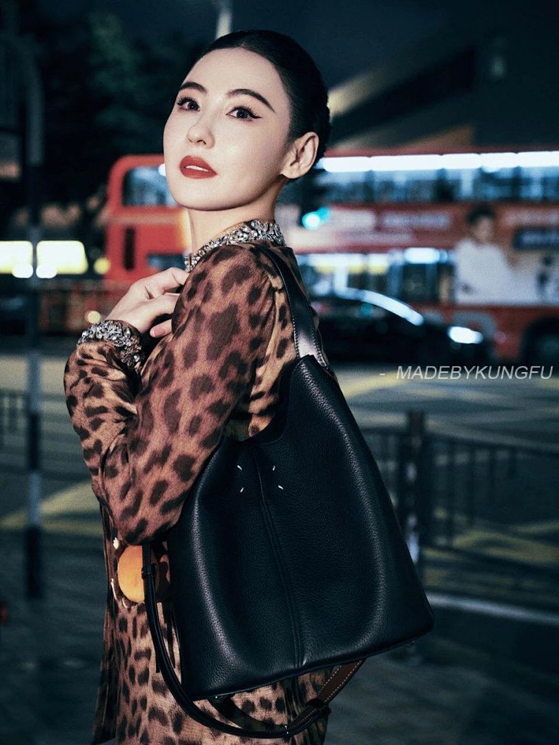 【A+ Item ID 8498 Maison-Mag1Ela Magira Press Age Contrasting Shoulder Straps Black Brow - Image 44