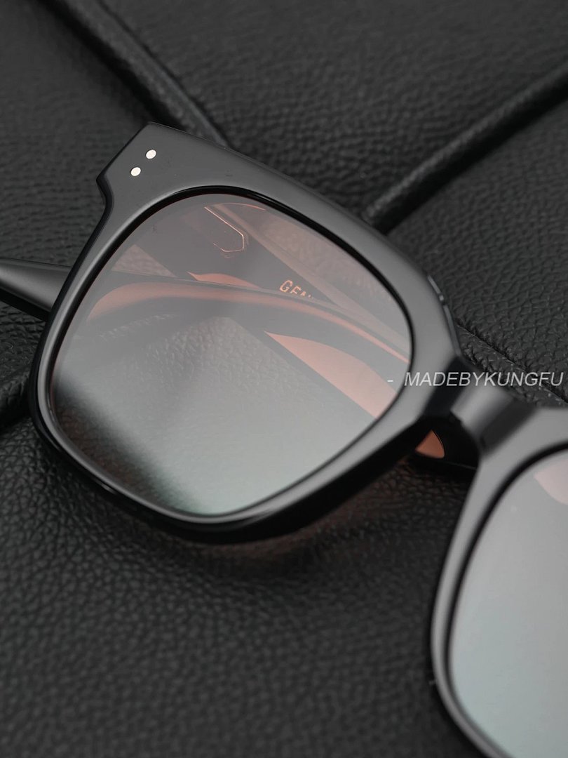 【A+ Item ID 8408 Gent1E-M0Nster-GM-2024Ss-UNAC_N- Gradient Sunglasses (Sunset Color) - Image 6