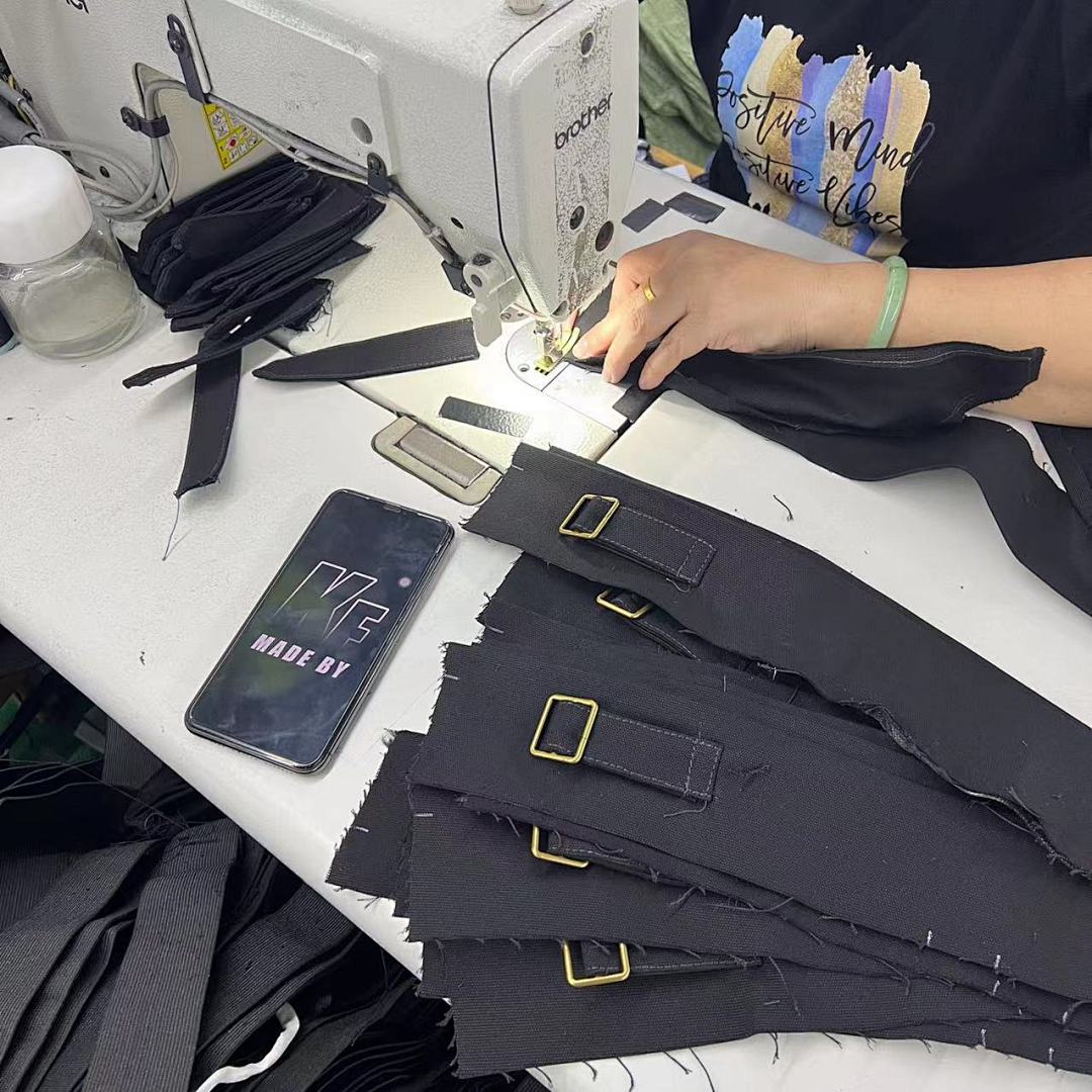 Other LV Cargo Shorts - Image 22