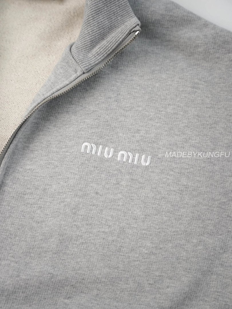 【A+ Item ID 8039 M1UM1U Miu “ Full Hardware Customization ” Solid Color Stand Colla - Image 11