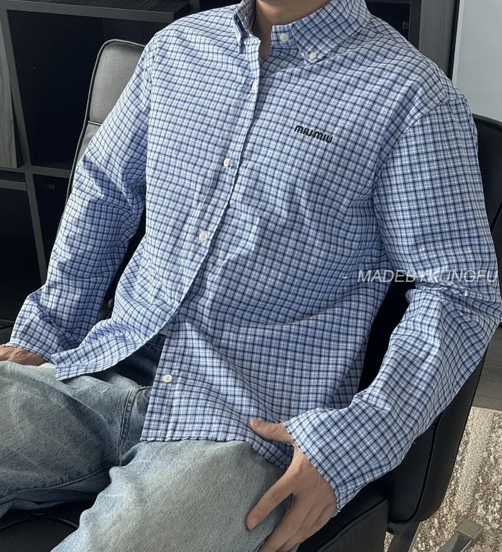 【A+ 【A+ Item ID 8221 Miu -SS25- Plaid Logo Embroidered Shirt -“40 Tencel Blend ” Long S, photo 1