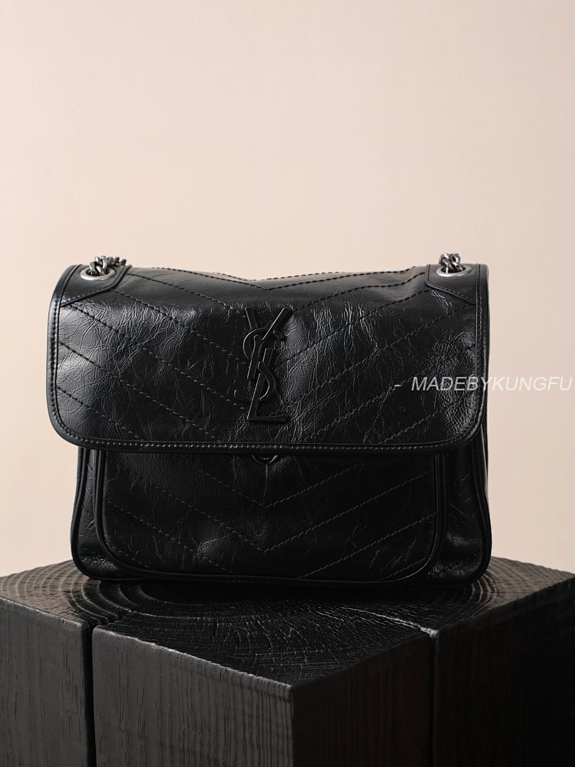 【A+ Item ID 8515 Yevs-SL-YS1- Classic -NIKI- Flip Chain Bag (Silver Black Label) - Image 14
