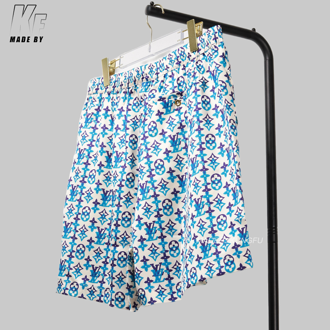 Christian Louboutin 1V Mulberry Silk Blended Shorts - Image 15