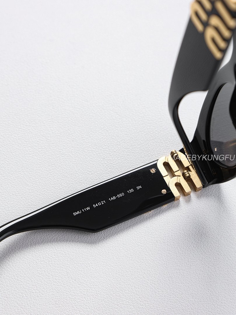 【A+ Item ID 8412 M1U-Miu- Miu -2022Ss- Classic (Cat Eye Sunglasses Flat Frame Su) - Image 4