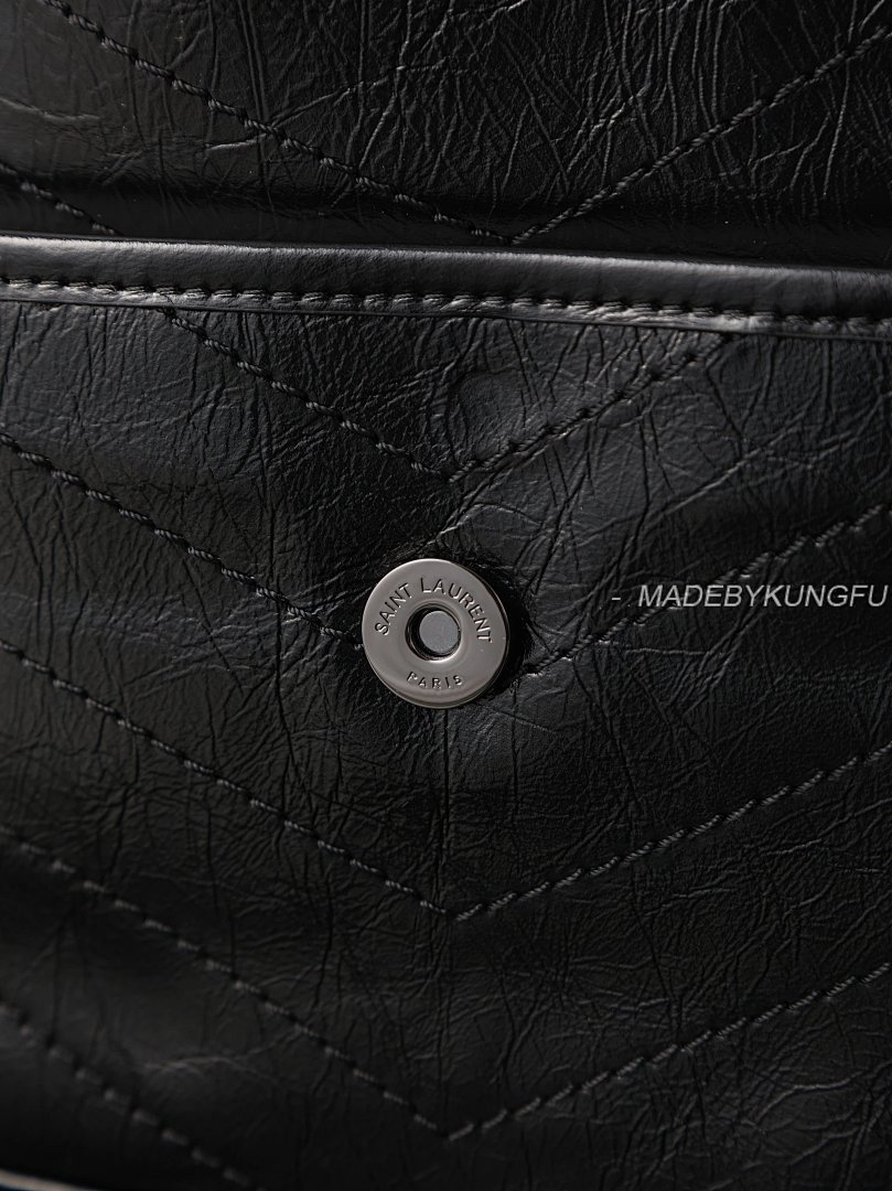 【A+ Item ID 8515 Yevs-SL-YS1- Classic -NIKI- Flip Chain Bag (Silver Black Label) - Image 8