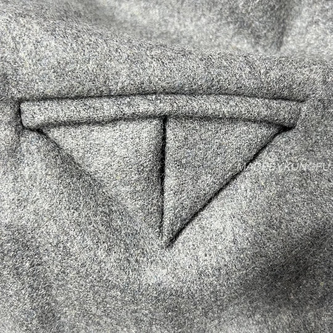 【A+ Item ID 8020 Botteg@-Venet @-BV-2024SS (Knitted Wool Jacket Triangle Pocket Desi) - Image 2