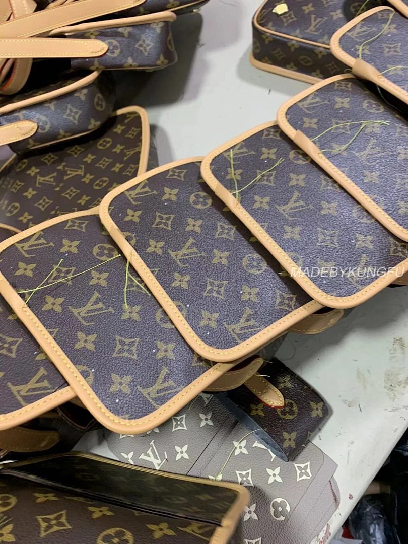 【A+ Item ID 8447 Archive _Personal Cardboard (Custom Leather_ Dazzling Metal Piece Mag) - Image 35