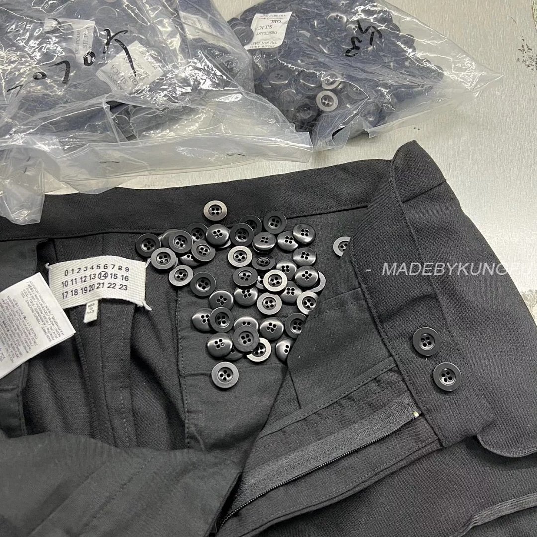 【A+ Item ID 8354 Maison-Margiela-2023Ss- Margiela Drawstring Trousers -100% Wool Fabric - Image 26