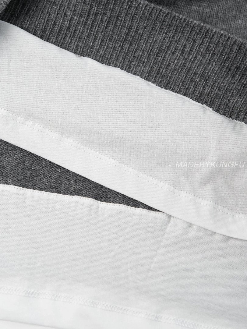 【A+ Item ID 8264 M1UM1U Miu FW25 Contrasting _Cashmere Mixed Yarn_ V-Neck Knitted S - Image 4