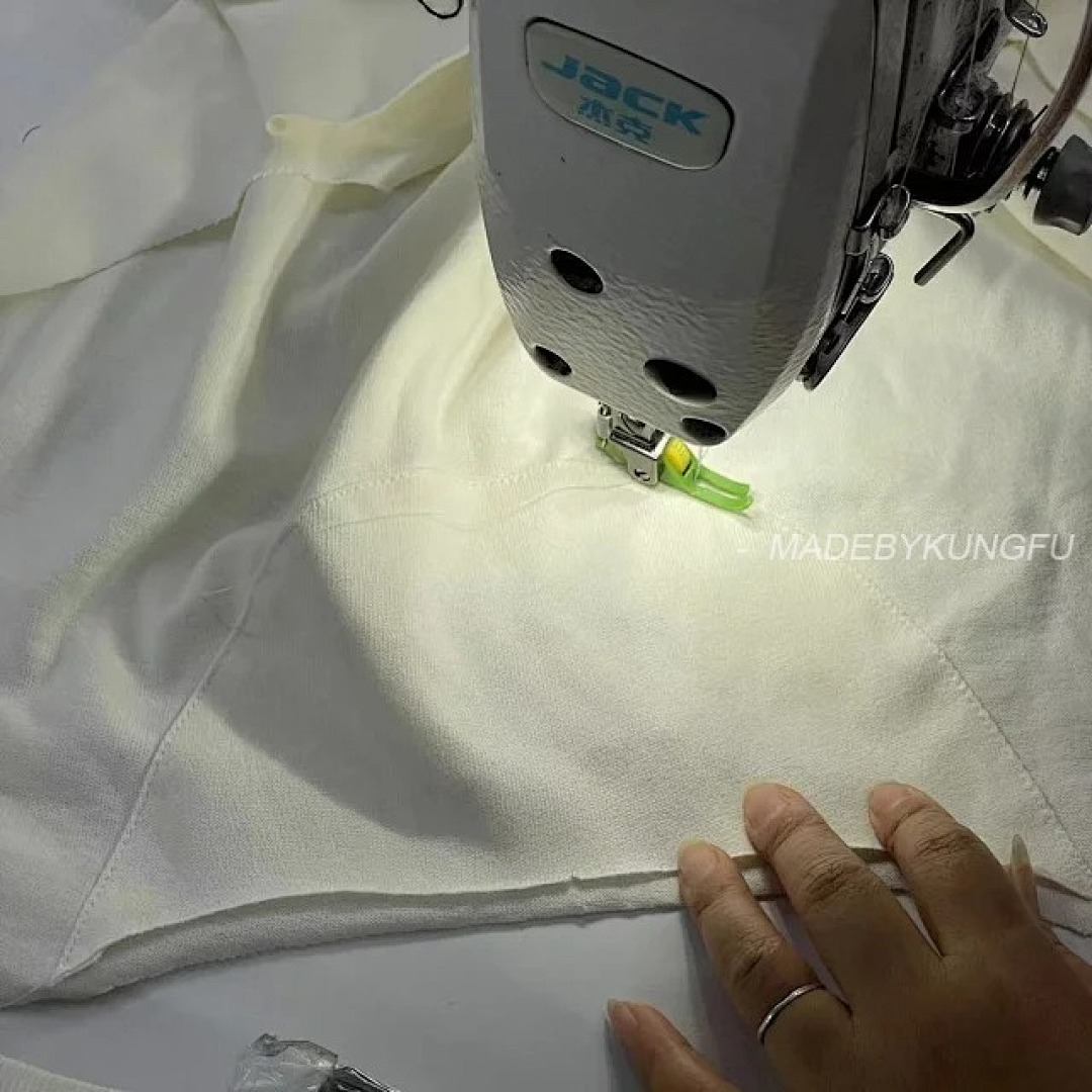 【A+ Item ID 9017 1V Pure Cotton Water Soluble Letter Embroidered Knitted T-Shirt - Image 17