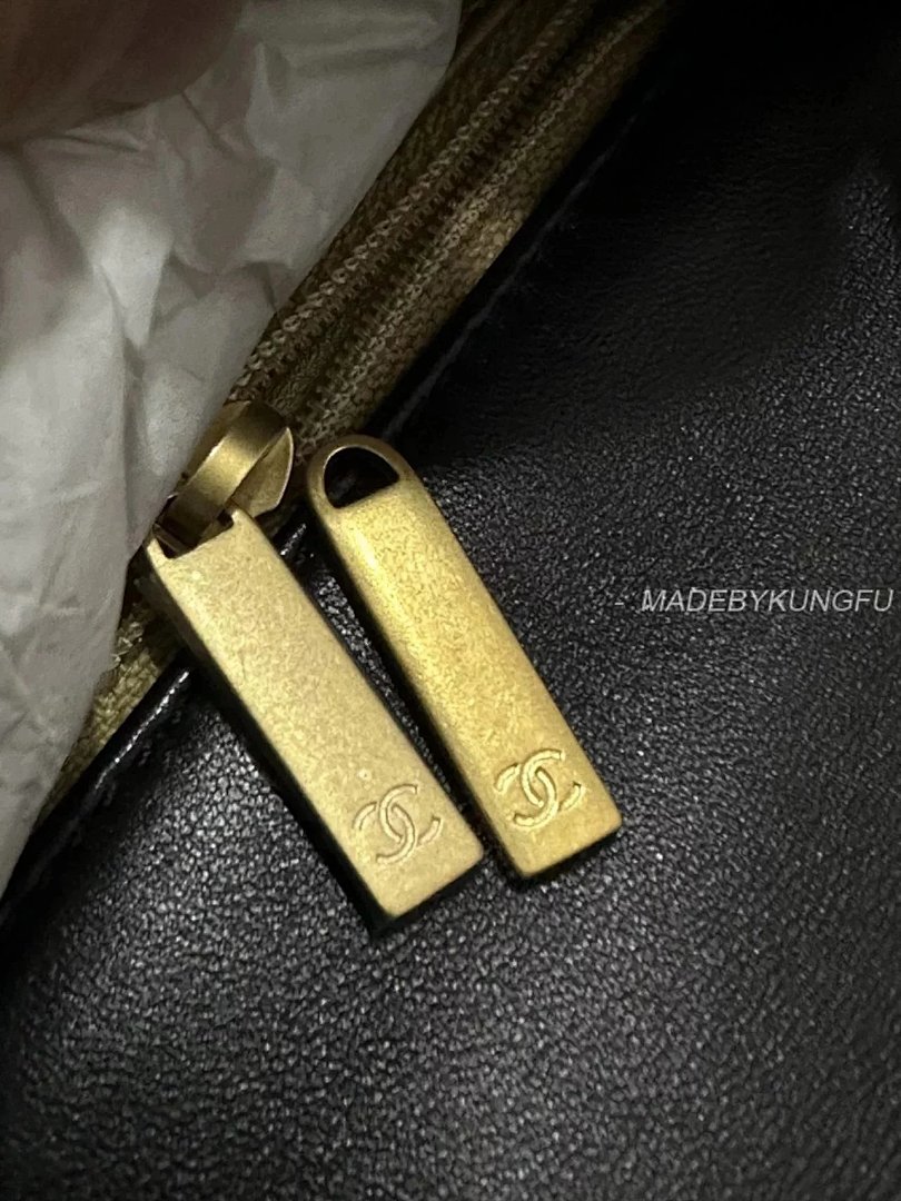 【A+ Item ID 8496 Luxury Garbage Bag -CHANE1- Medieval Goods (Chanel -Vintage- S) - Image 40
