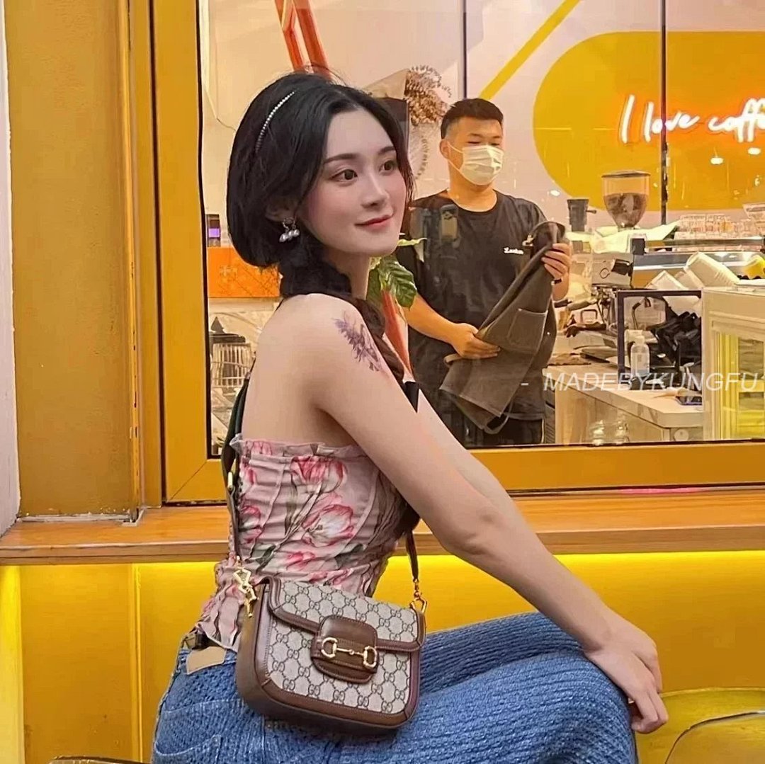 【A+ Item ID 8462 Correct Oil Edge (Needle Car Details _- GC Floral Saddle Bag Horseb) - Image 11
