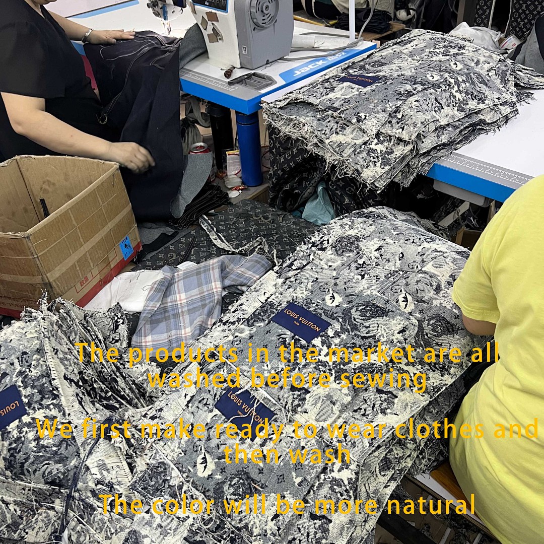Other LV FW22 Flower Denim Jacket (629YUAN) - Image 7