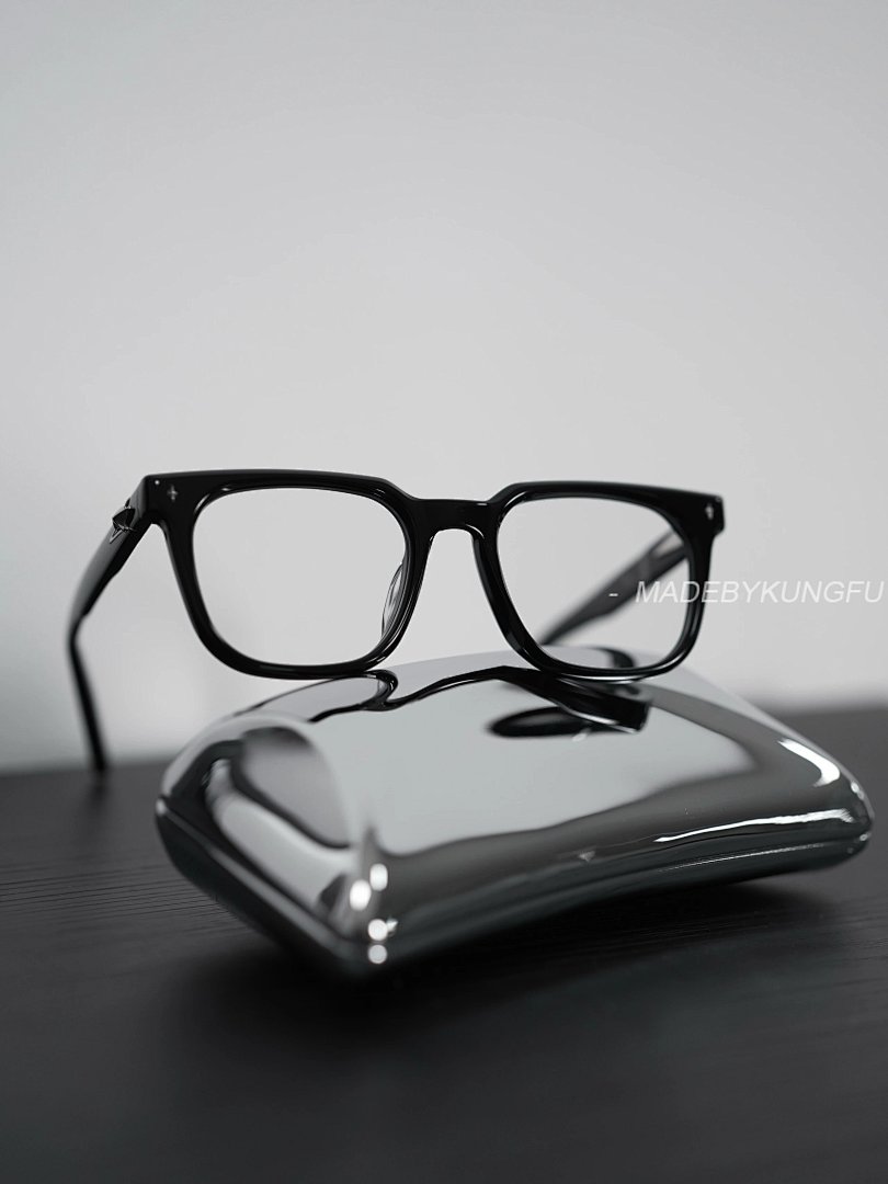 【A+ Item ID 8411 GM Vonzo BOLD Series Logo (Plate Frame Square Optical Anti)