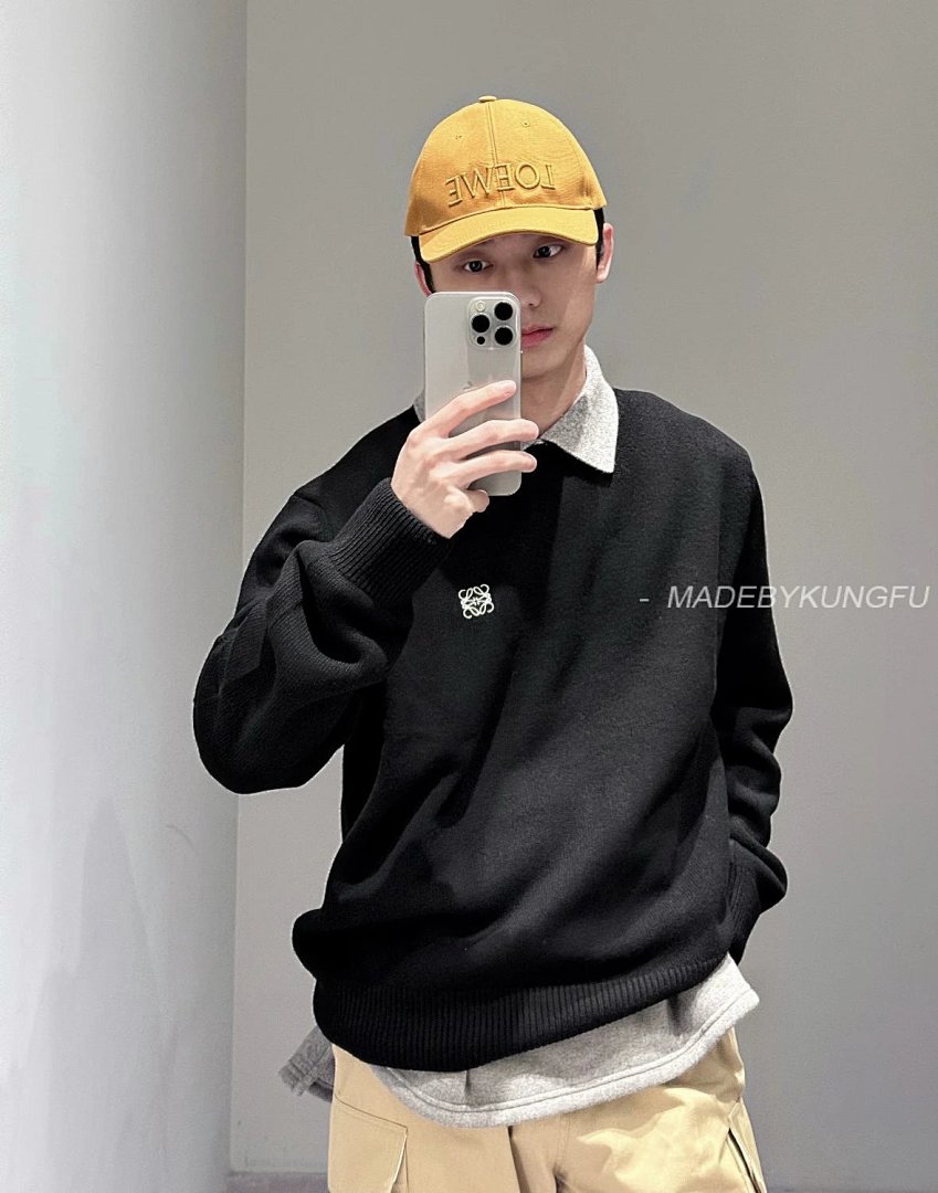 【A+ Item ID 8083 L0EWE Luo Yiwei “100% Superfine Merino Wool ”FW23Logo Embroidered Roun - Image 31