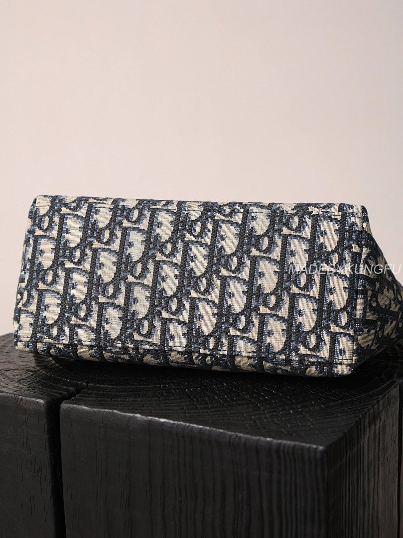【A+ Item ID 8465 D10R-D Home -2024Ss-Oblique Vintage Collection (Travel Mod Lunch Bo) - Image 5