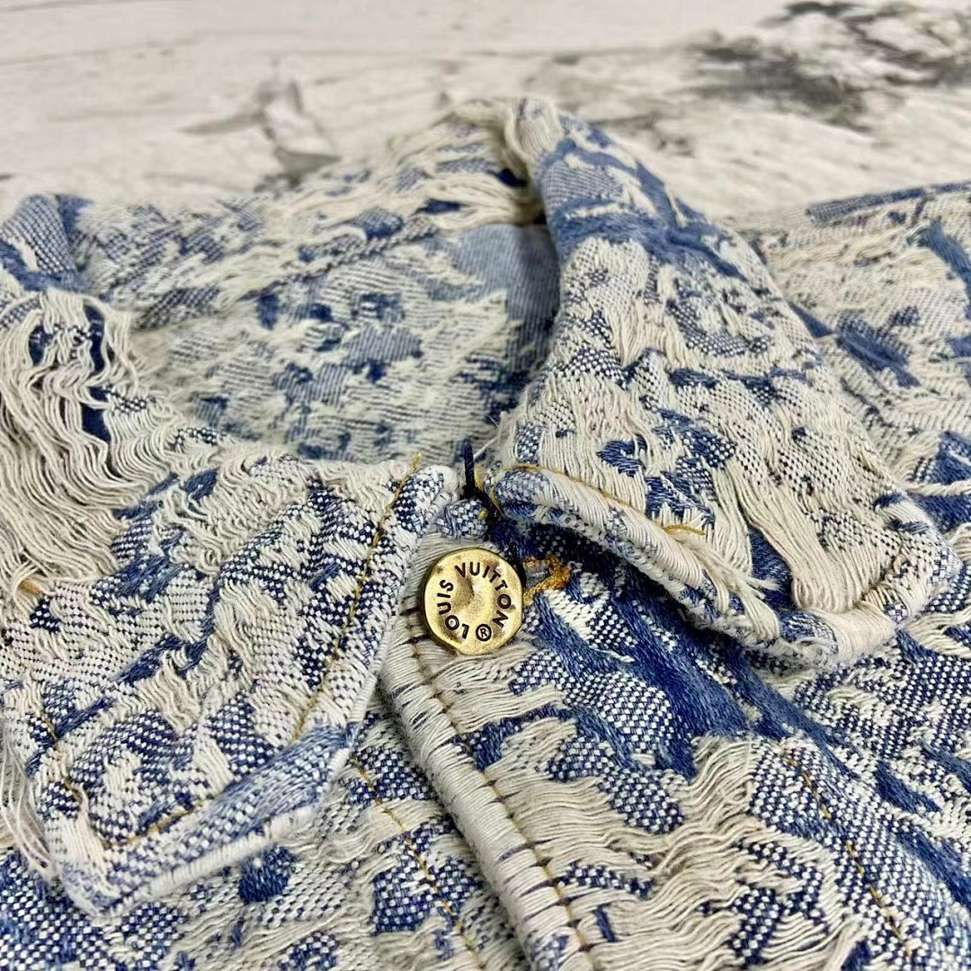 Other LV FW22 Flower Denim Jacket (629YUAN) - Image 16