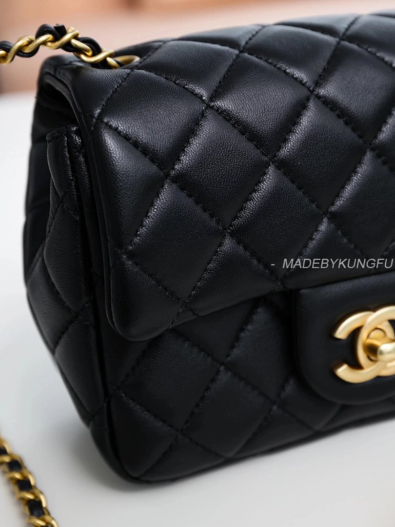 【A+ Item ID 8460 CHANEL (Classic Chain Bag Mini Golden Bead Square Fat Flip Sm) - Image 20