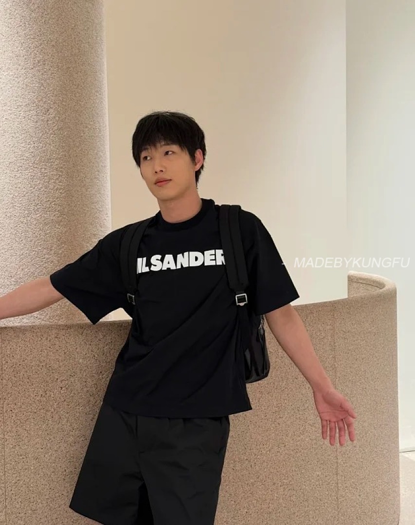【A+ Item ID 9029 JIL SANDER Flat Bottom Round Neck Short Sleeve T-Shirt Loose Fit - Image 9