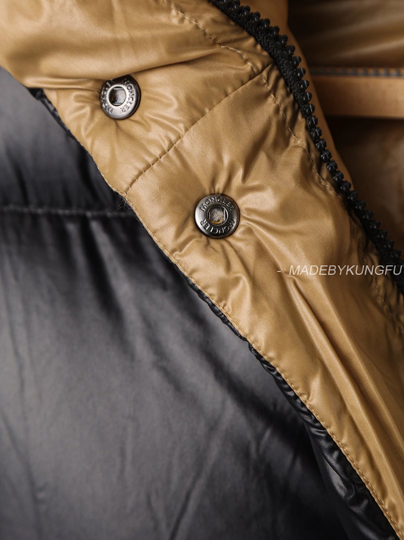 【A+ Item ID 8125 M0Ncler- Mouth Covering (Classic -Parana- Black Gold Powdered) - Image 4