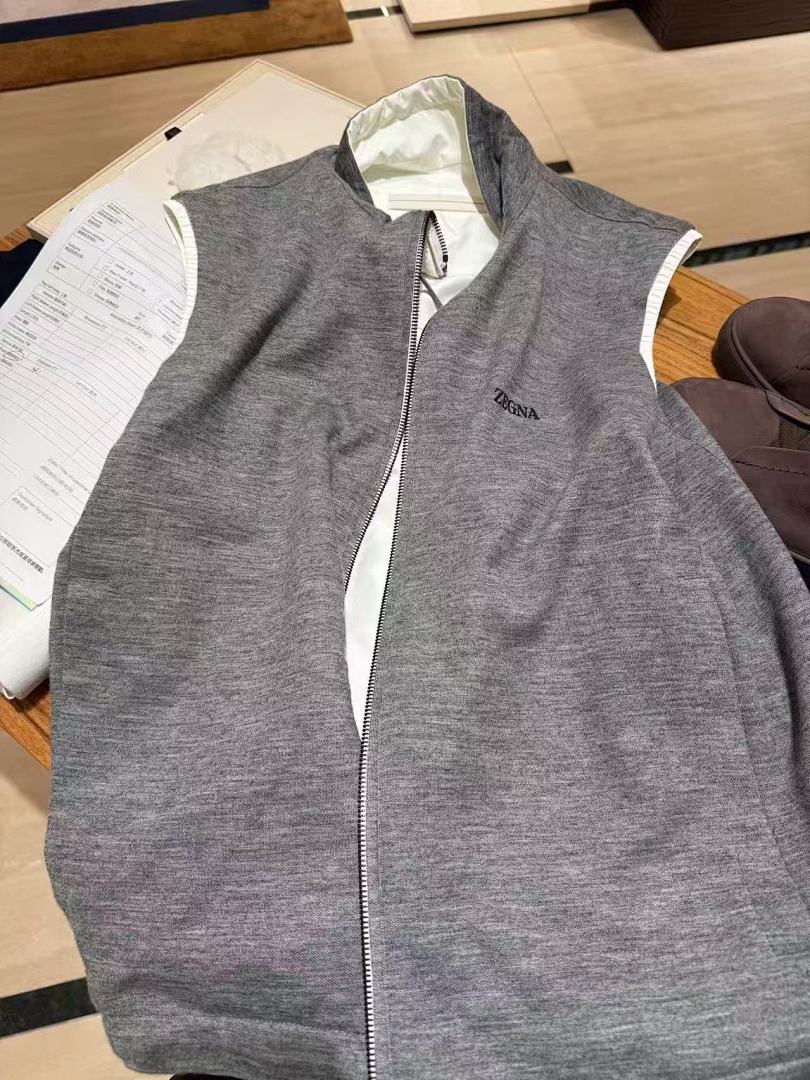 Other ZE Double-Sided Cashmere Vest - Image 5