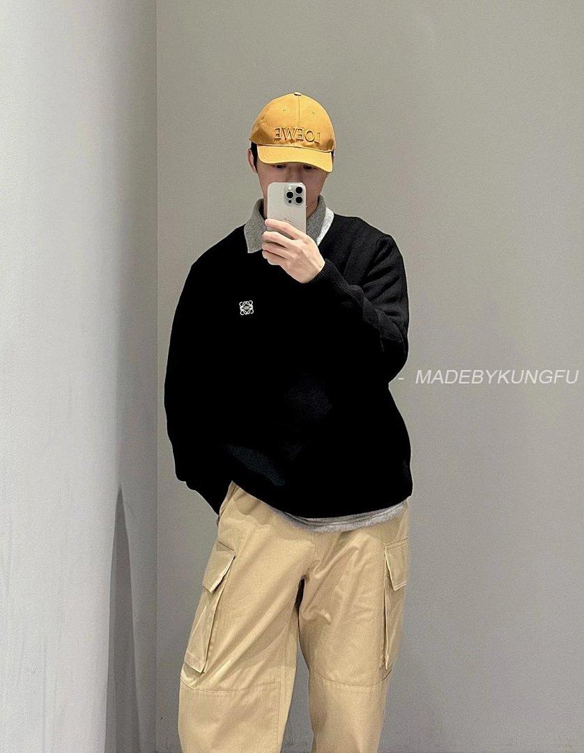 【A+ Item ID 8083 L0EWE Luo Yiwei “100% Superfine Merino Wool ”FW23Logo Embroidered Roun - Image 27