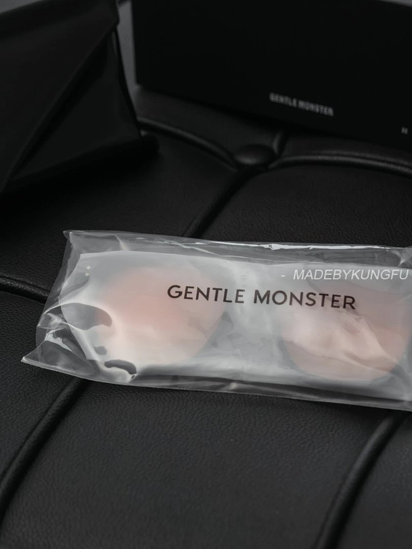 【A+ Item ID 8408 Gent1E-M0Nster-GM-2024Ss-UNAC_N- Gradient Sunglasses (Sunset Color) - Image 22