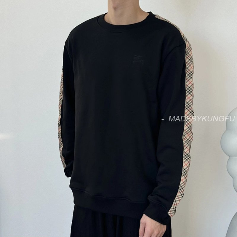 【A+ 【A+ Item ID 8075 BBR-FW25- Ribbed Trim -“ Exclusive High-End Webbing ” Round Neck Sweat, photo 1