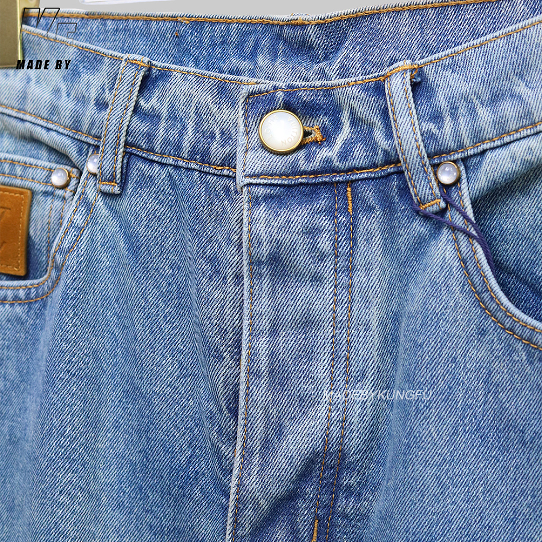 Christian Louboutin 1V Leather Label Pocket Embroidered Jeans - Image 19