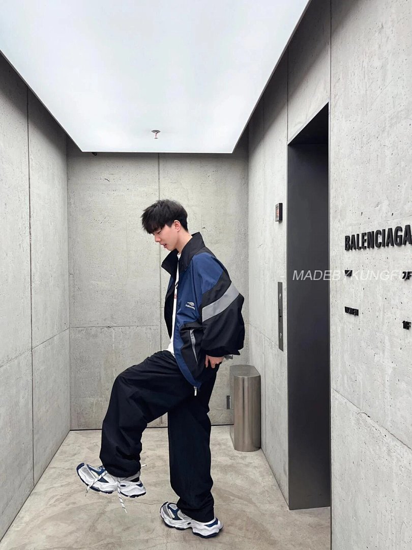 【A+ Item ID 8014 Balenc1@Ga- Paris-2024SS (Tri Color Spliced Windbreaker Coat OVisiz) - Image 28