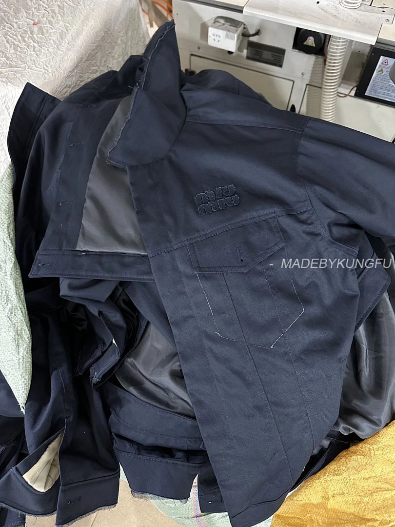【A+ Item ID 8046 MiuM1U-Miu-2024-Ss-Workwear Pocket Design (Retro Style Lapel Breasted) - Image 32