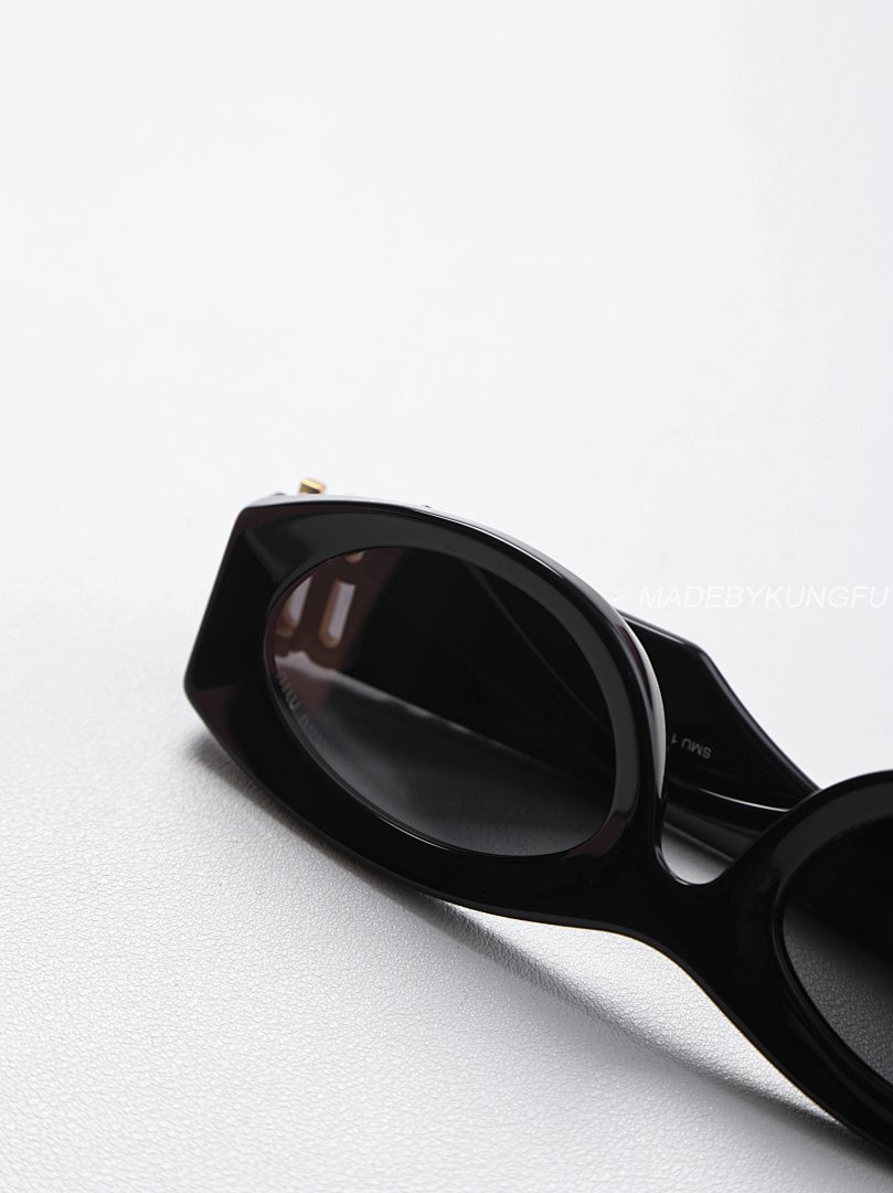 【A+ Item ID 8412 M1U-Miu- Miu -2022Ss- Classic (Cat Eye Sunglasses Flat Frame Su) - Image 6