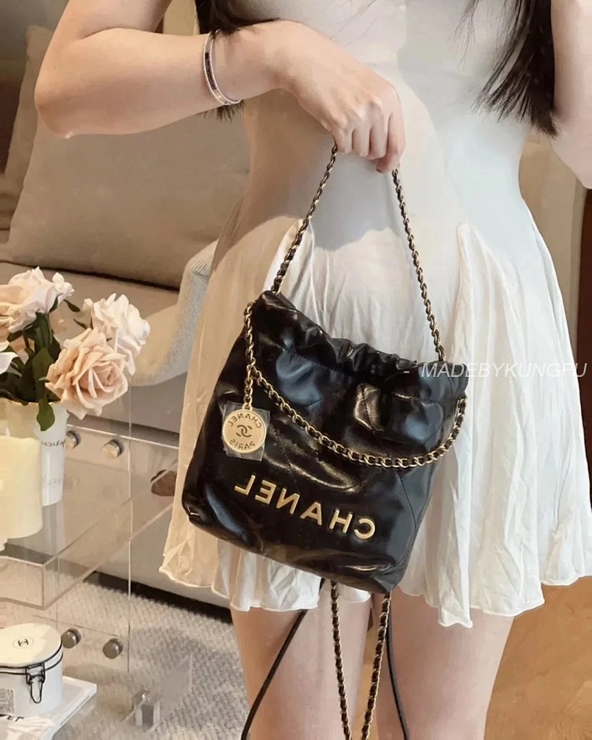 【A+ Item ID 8496 Luxury Garbage Bag -CHANE1- Medieval Goods (Chanel -Vintage- S) - Image 8