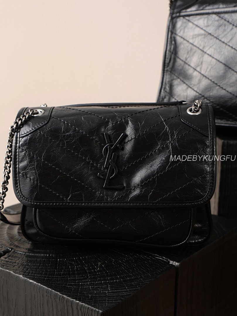 【A+ Item ID 8515 Yevs-SL-YS1- Classic -NIKI- Flip Chain Bag (Silver Black Label) - Image 21