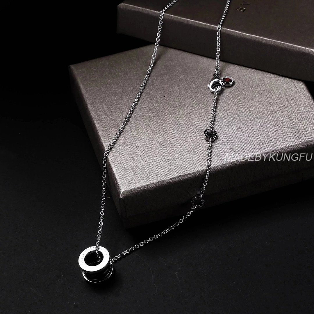 【A+ Item ID 8372 Baoge -BGR- Takaraya (Charity Little Red Man Black Ceramic Pendant) - Image 23