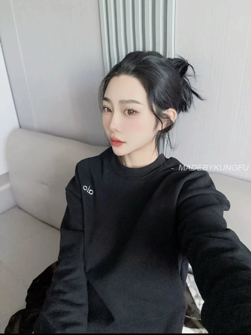 【A+ Item ID 8067 Alo-Logo Logo Crew Neck Loose Long Sleeve Sweatshirt (Black White) - Image 24