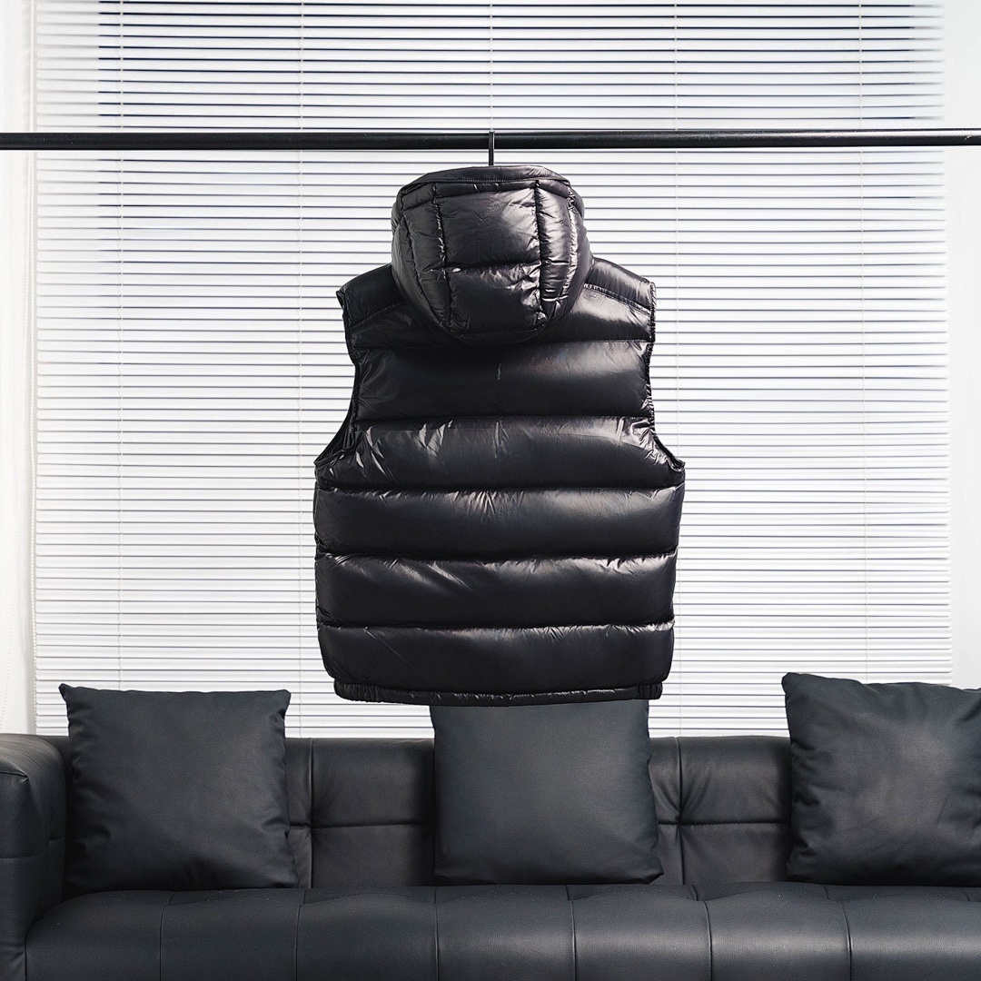 Other Mon Bormes Detachable Hat Down Jacket - Image 9