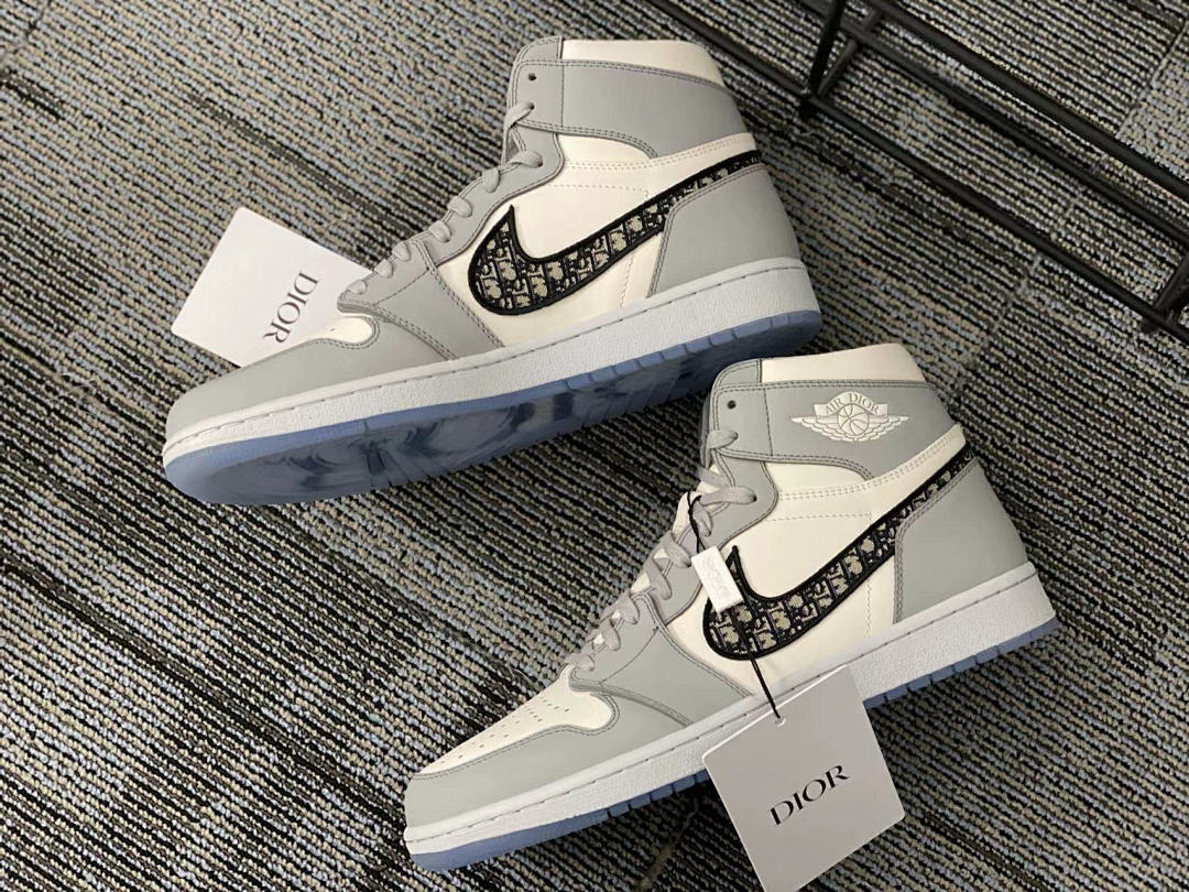 Other X NK Air Sneaker - Image 20